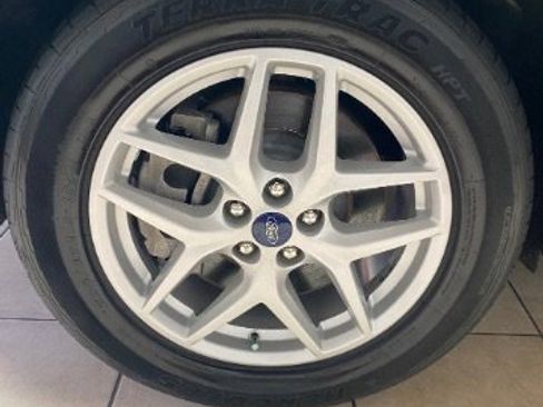 Used 2021 Ford Edge SEL image 37