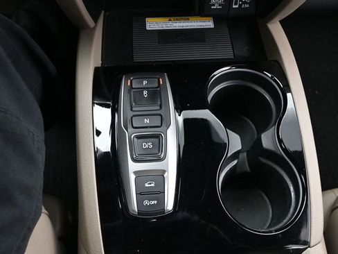 Used 2022 Honda Pilot Elite image 14