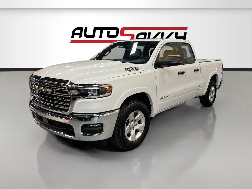 Used 2025 RAM 1500 Big Horn AWD/4WD image 3