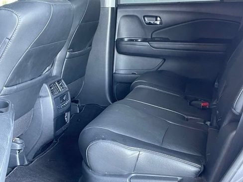 Used 2019 Honda Pilot EX-L image 17