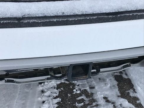 Used 2020 Ford Expedition XLT w/ Equipment Group 202A image 5