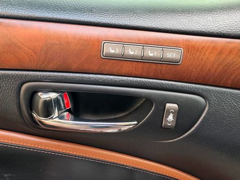 Used 2011 Lexus LS 460 w/ Touring Edition RWD image 37