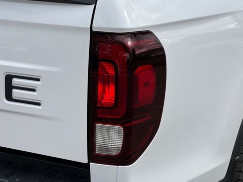 New 2026 Honda Ridgeline Black Edition image 30