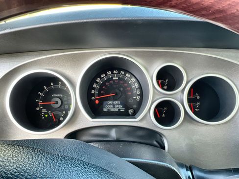 Used 2013 Toyota Sequoia Platinum image 17