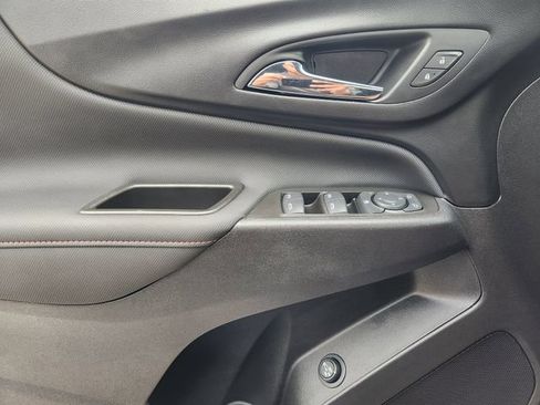 Used 2024 Chevrolet Equinox RS FWD image 24