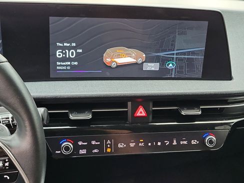 Used 2024 Kia EV6 Light AWD/4WD image 17