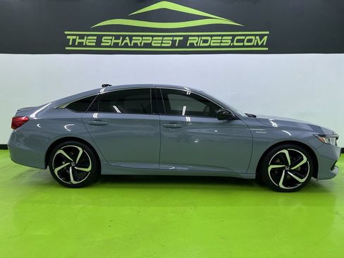 Used 2022 Honda Accord Sport image 11