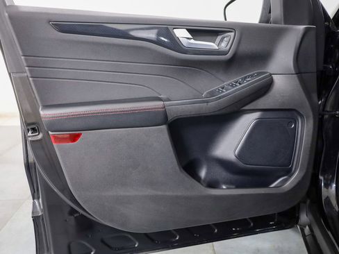 Certified 2024 Ford Escape ST-Line Select w/ Tech Pack #1 image 10