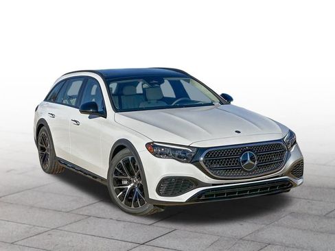 Used 2025 Mercedes-Benz E 450 4MATIC All-Terrain Wagon image 28