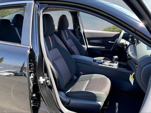 New 2027 Nissan Sentra SR w/ Floor Mat Package FWD image 10
