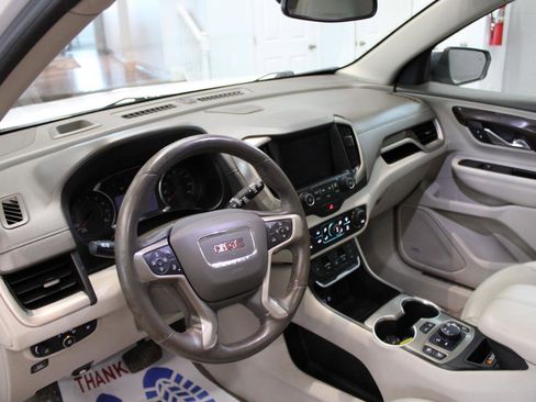 Used 2018 GMC Terrain Denali w/ GMC Pro Grade Package AWD/4WD image 14