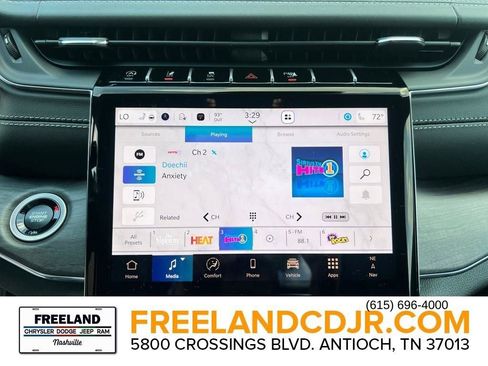 New 2025 Jeep Grand Cherokee L Overland w/ Luxury Tech Group IV image 31