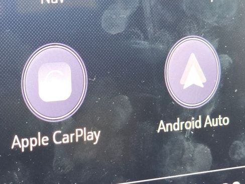 Used 2021 GMC Yukon Denali image 5