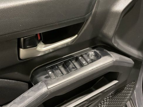 Used 2024 Toyota Tacoma TRD Off-Road image 7