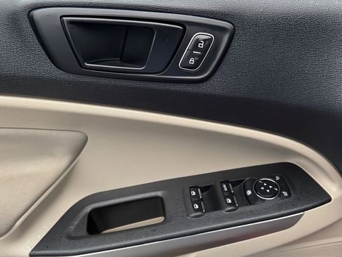 Used 2020 Ford EcoSport S image 26