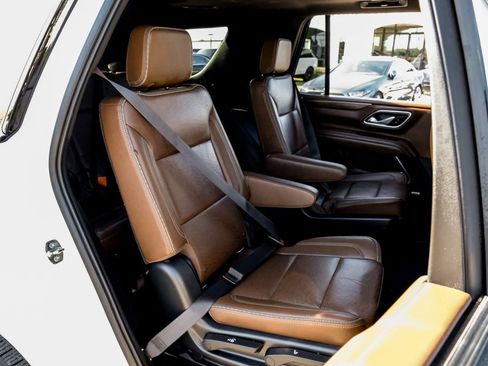 Used 2021 Chevrolet Tahoe High Country AWD/4WD image 39