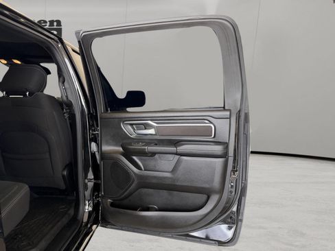 Used 2025 RAM 1500 Big Horn RWD image 17