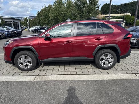 Used 2023 Toyota RAV4 XLE w/ Convenience Package AWD/4WD image 8