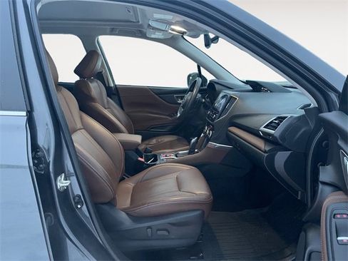Used 2021 Subaru Forester Touring image 15