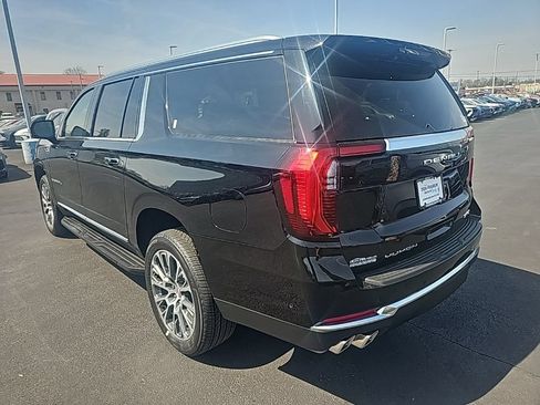 New 2026 GMC Yukon XL Denali AWD/4WD image 7