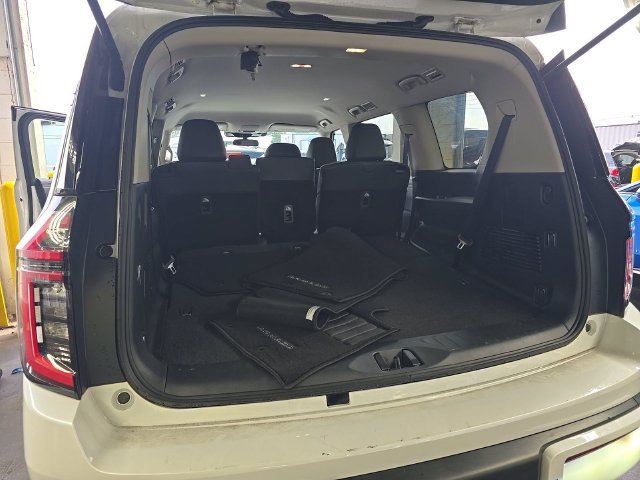 Certified 2026 Nissan Armada SV AWD/4WD image 3