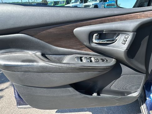 Used 2020 Nissan Murano Platinum w/ Cargo Package FWD image 12