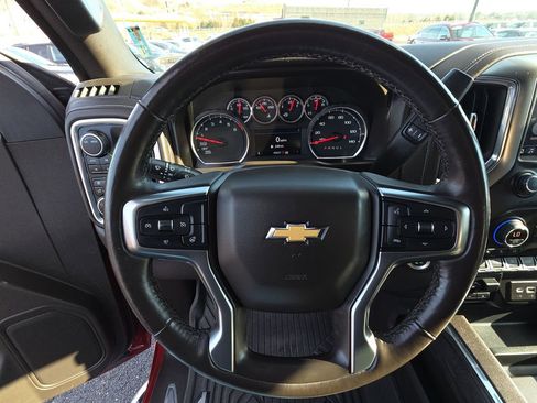 Used 2022 Chevrolet Silverado 1500 LTZ image 18