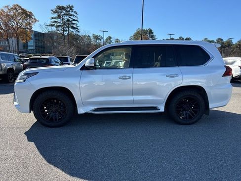 Used 2019 Lexus LX 570 4WD image 5
