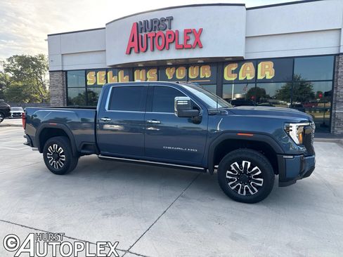 Used 2026 GMC Sierra 2500 Denali Ultimate AWD/4WD image 1