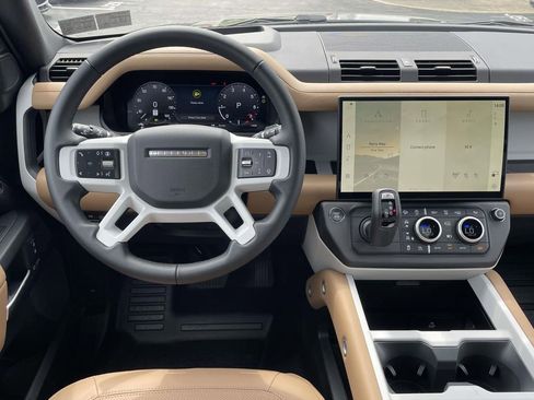 New 2026 Land Rover Defender 110 X-Dynamic SE AWD/4WD image 19