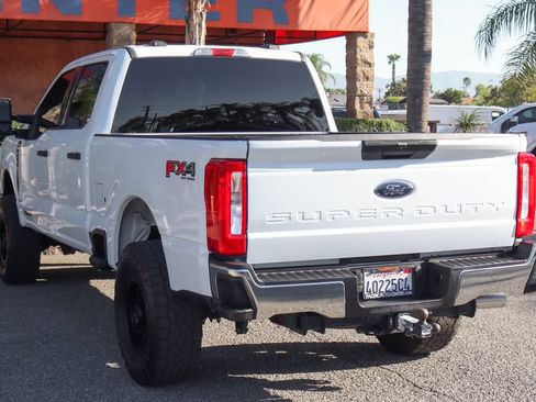 Used 2024 Ford F250 XLT w/ FX4 Off-Road Package AWD/4WD image 6