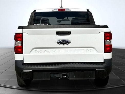 Used 2022 Ford Maverick XL image 4