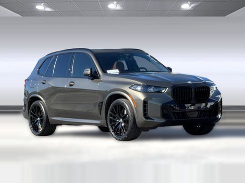 Used 2026 BMW X5 xDrive40i w/ M Sport Package AWD/4WD image 6