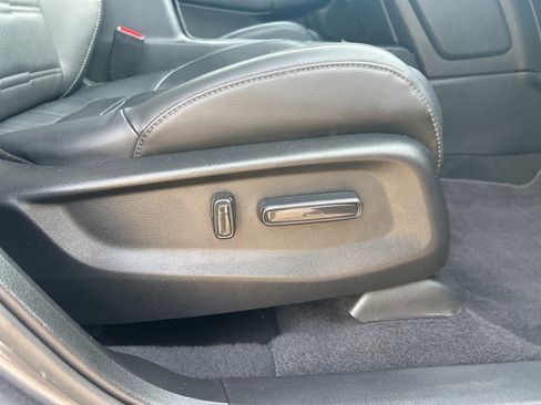 Used 2019 Honda CR-V EX-L image 17