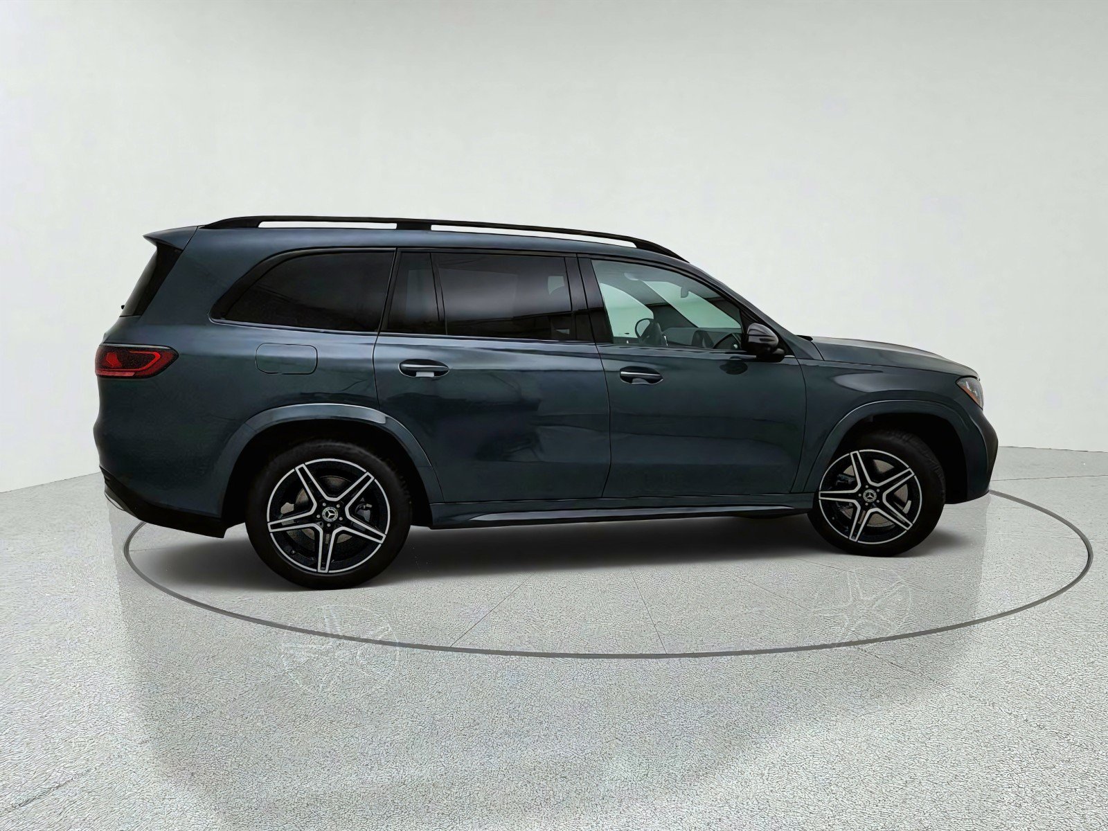 Used 2027 Mercedes-Benz GLS 450 4MATIC image 7