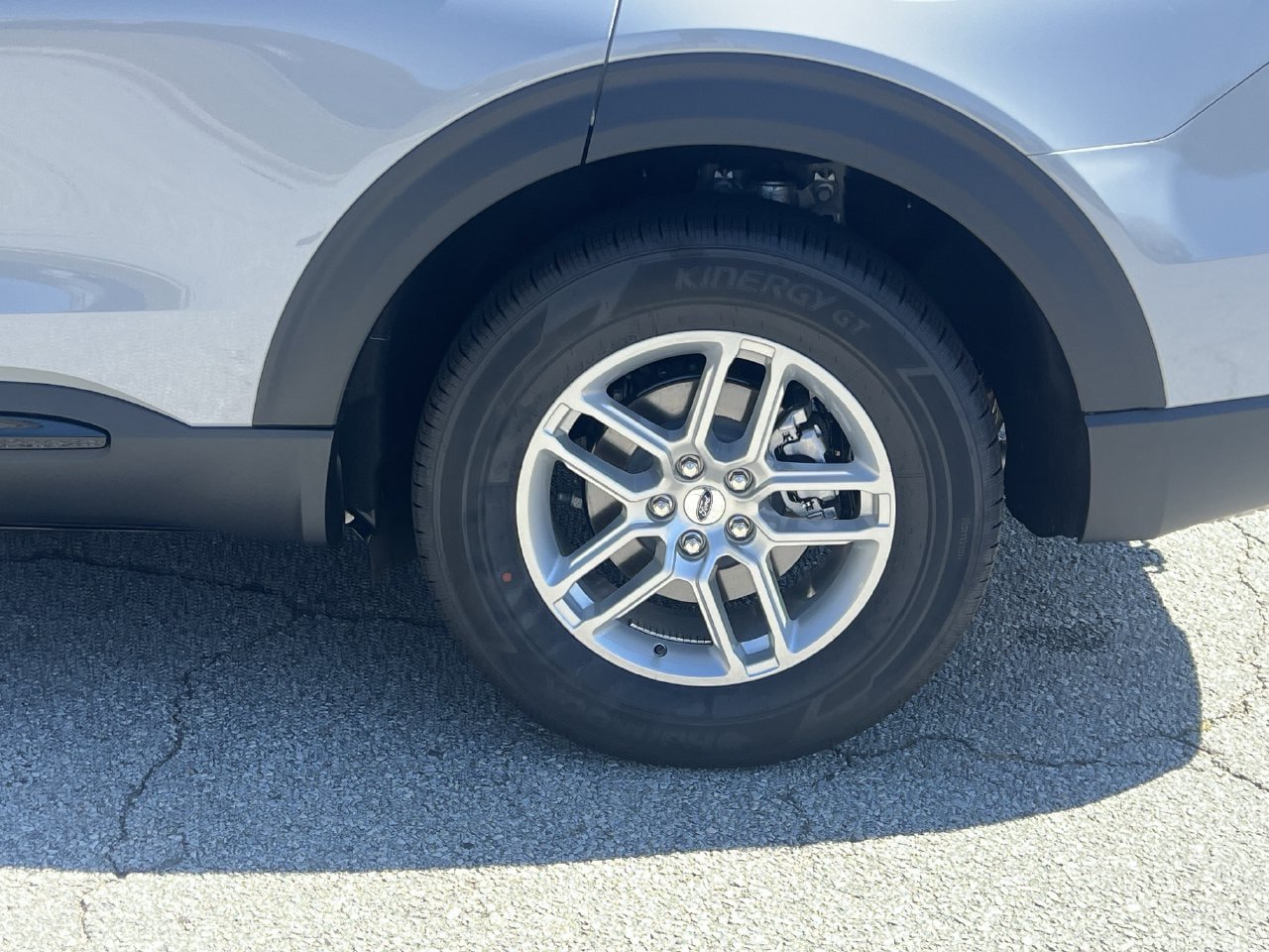 New 2026 Ford Explorer Active RWD image 25