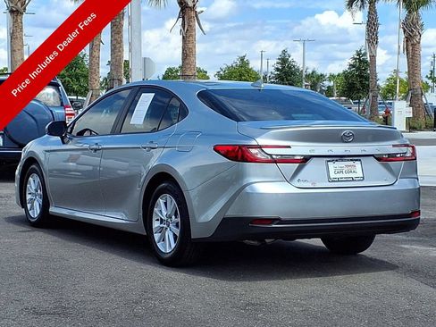 Used 2026 Toyota Camry LE w/ Convenience Package FWD image 5