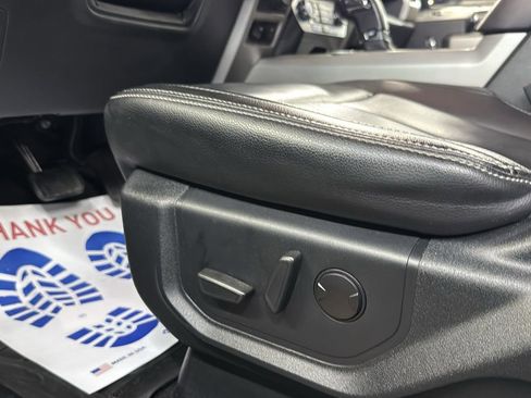 Used 2020 Ford F150 Lariat image 11