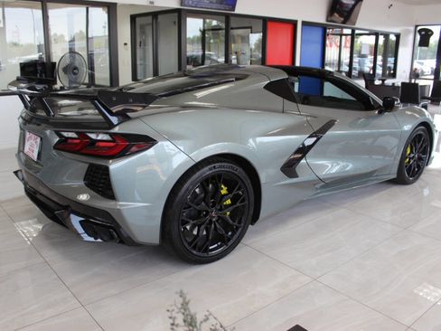 Used 2023 Chevrolet Corvette Stingray 2dr Coupe w/1LT image 3