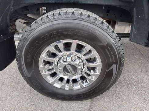 Used 2018 Ford F250 XLT w/ XLT Premium Package image 14