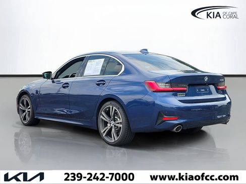 Used 2021 BMW 330i Sedan w/ Convenience Package RWD image 4