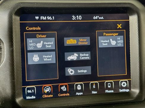 Used 2021 Jeep Wrangler Unlimited Sahara w/ Cold Weather Group AWD/4WD image 34