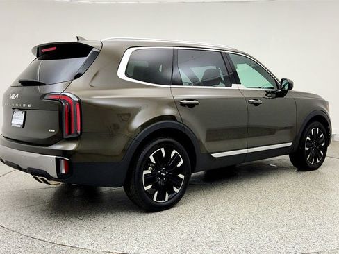 Used 2025 Kia Telluride SX w/ SX Captain's Chair Package AWD/4WD image 5
