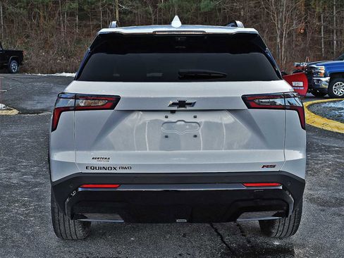 New 2026 Chevrolet Equinox RS w/ Convenience Package III image 7