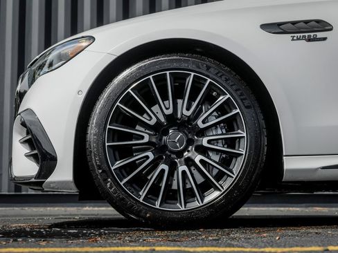 New 2027 Mercedes-Benz E 53 AMG e 4MATIC Wagon image 4