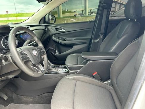 Used 2022 Buick Encore GX Select FWD image 38