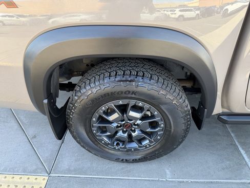 Used 2023 Nissan Frontier Pro-X w/ Pro-X Premium Package image 15