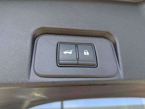 Certified 2026 Nissan Rogue SV AWD/4WD image 30