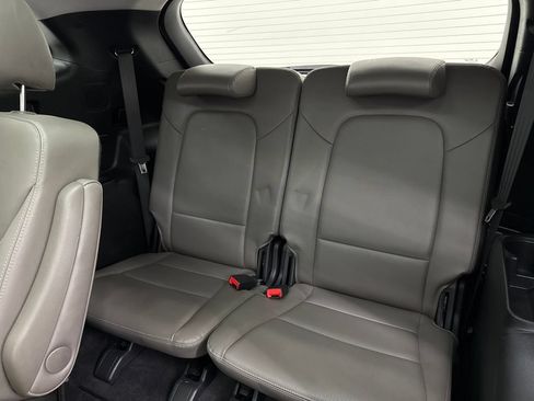 Used 2019 Hyundai Santa Fe XL AWD/4WD image 28