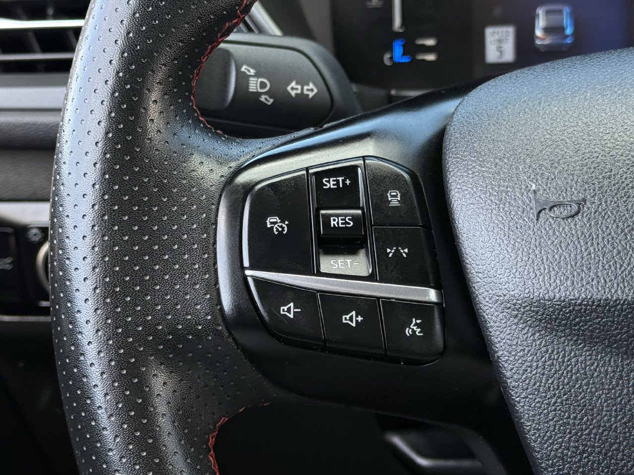 Certified 2023 Ford Escape ST-Line w/ Tech Pack #1 FWD image 12